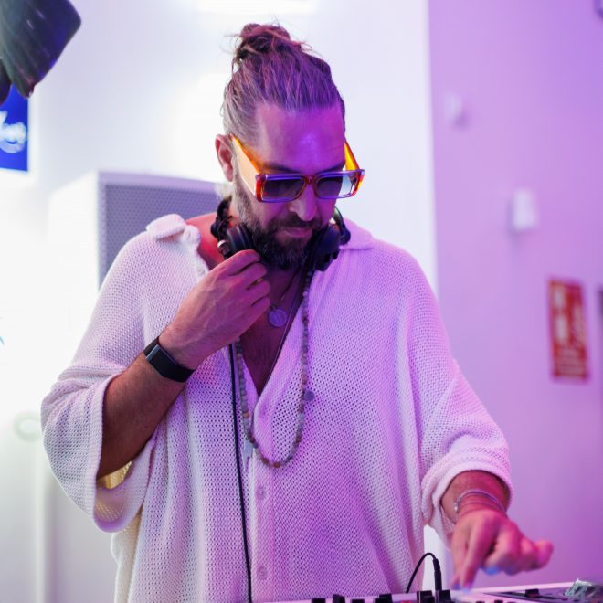 Ollie Mundy & OVAVA Music: A New Wave of Melodic and Afro House