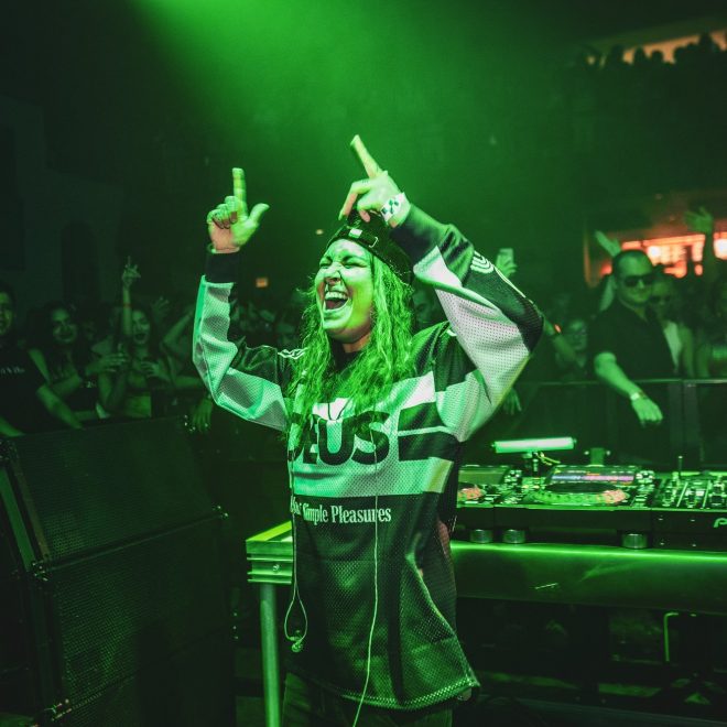 Avi Sic über Beständigkeit, Wachstum und kreative Klarheit