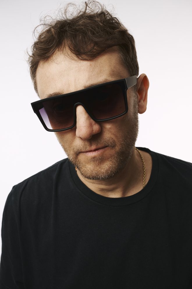 Flashmob: stories about music, freedom, and the soul of house