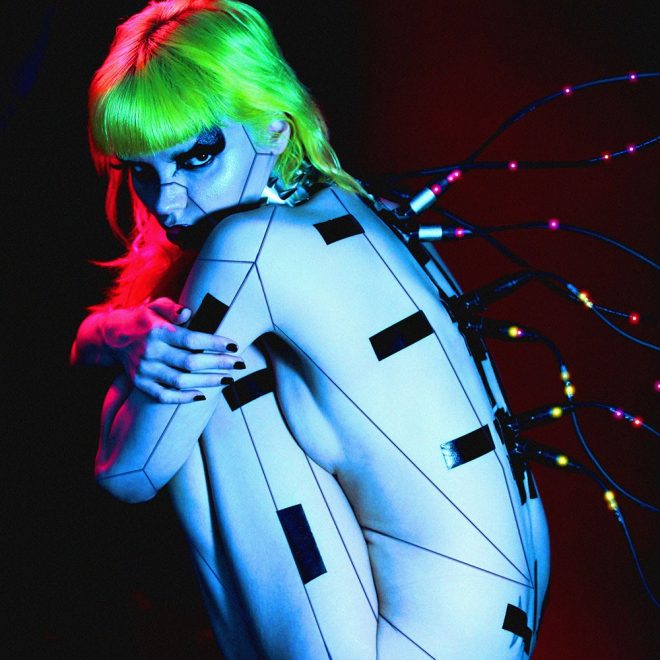 Ella Hox: Hard Techno Revelation