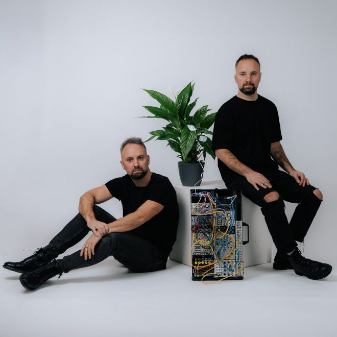 Bratři unveil new single "ayra" and premiere innovative program at colours of ostrava