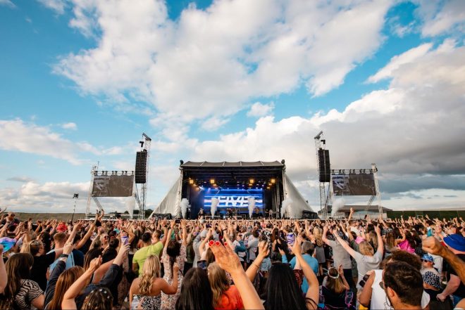 Craig David and Faithless Play New 4-Day Open-Air Series at Barton Aerodrome in Manchester